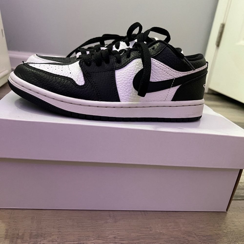 Wmns Air Jordan 1 low SE ‘Homage’